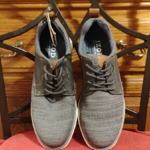 IZOD Kyler Men’s Shoes – Size 9.5 – NWT